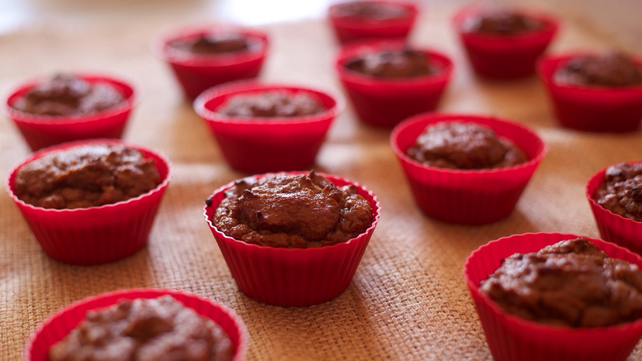 Banana Gingerbread Muffins