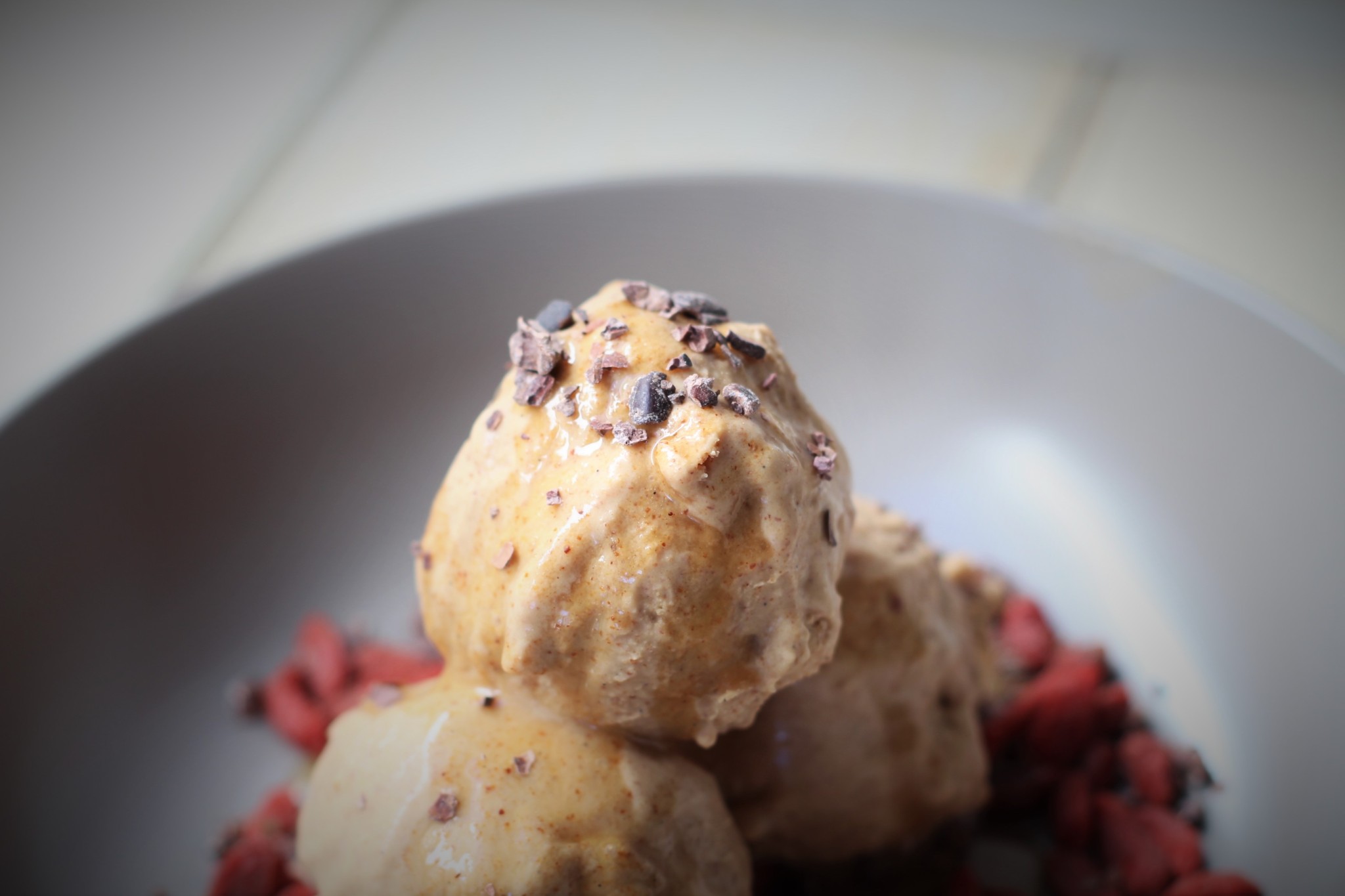 Almond & Maple Ice Cream (paleo. vegan. raw)